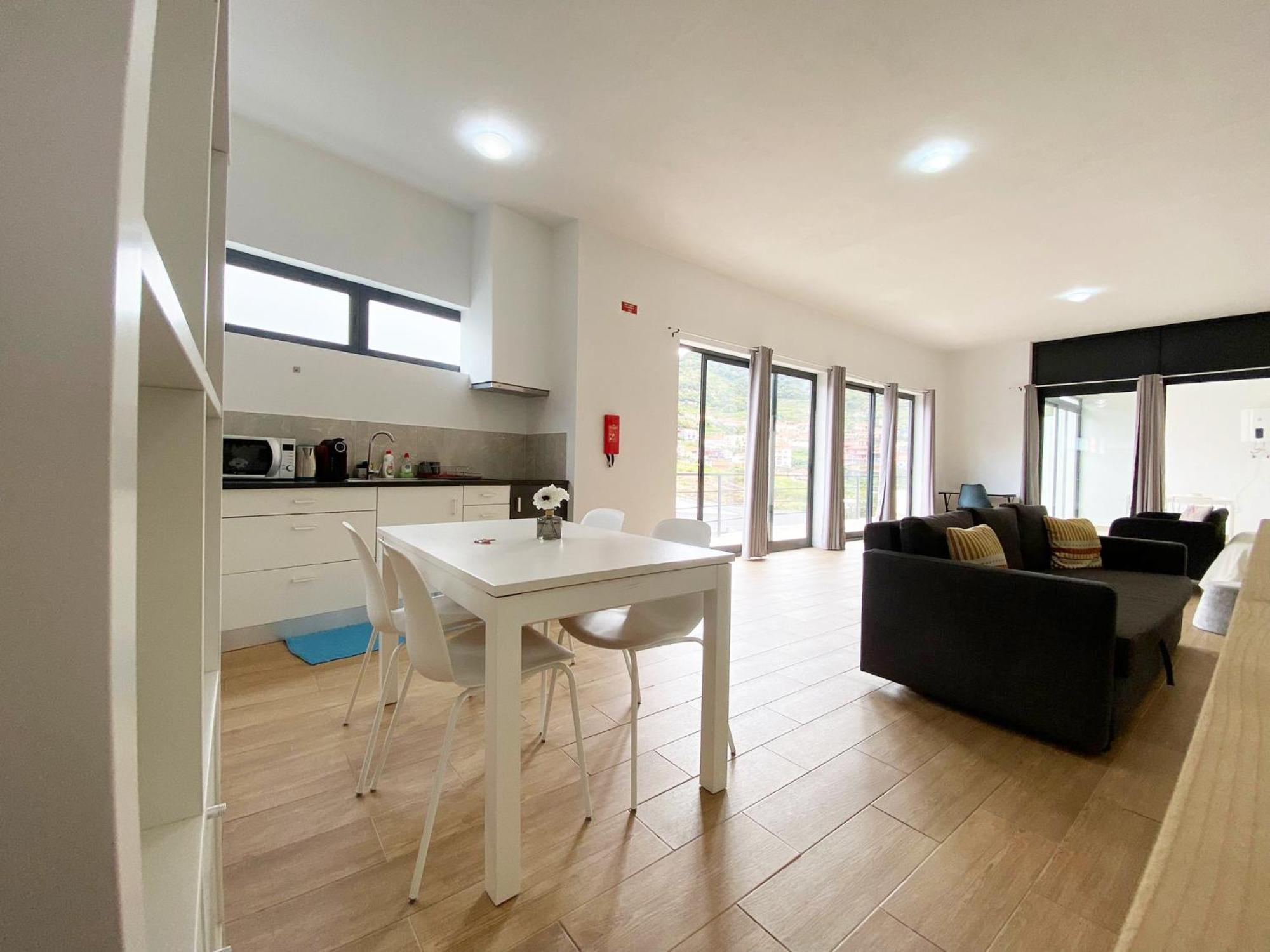 Machico Flat Center Near Beach W Parking المظهر الخارجي الصورة